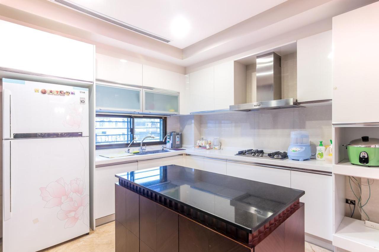Haian Stay Riverside Bed And Breakfast Tainan Esterno foto